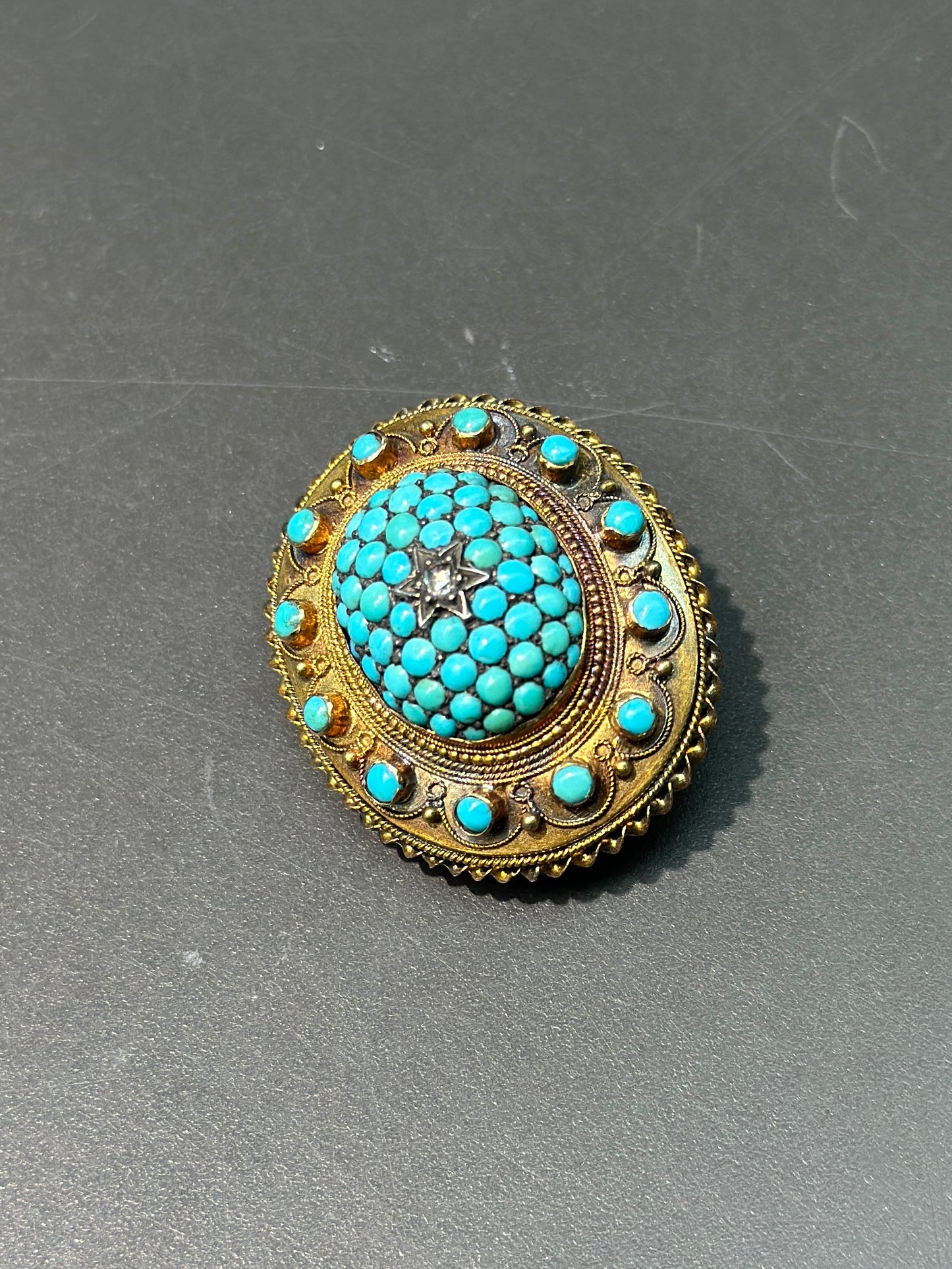 Broche victorienne en diamant turquoise en or 14 carats