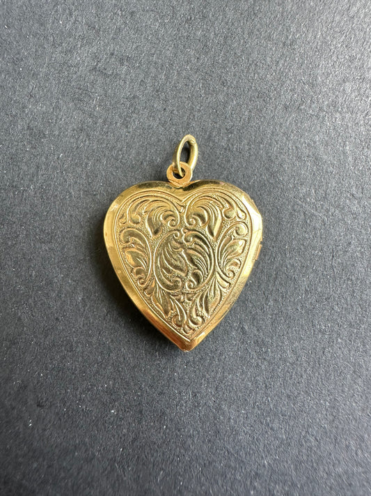 Médaillon coeur vintage à motif en or 14 carats