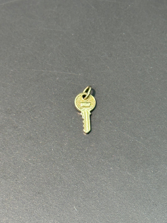 复古 14K 金迷你钥匙吊饰