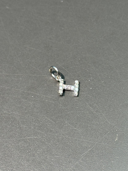 14K 白金 I 字母钻石吊坠