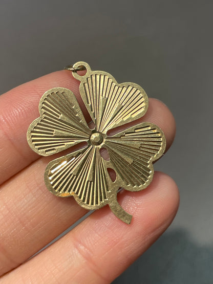 Vintage 14K Yellow Gold Engine Turned Clover Shamrock Pendant Charm