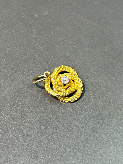 古董 18K 金钻石爱之结吊饰