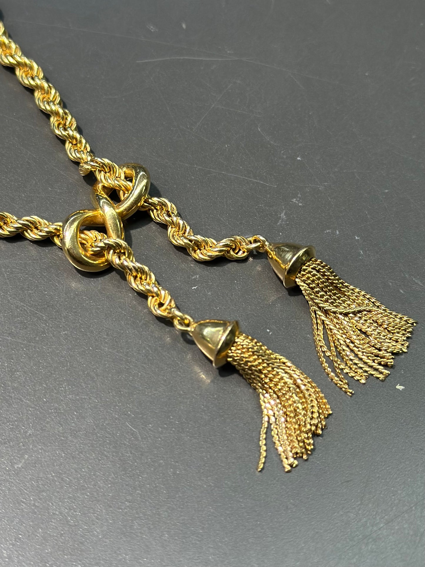 Vintage 18K Gold Twisted Rope Tassel Necklace