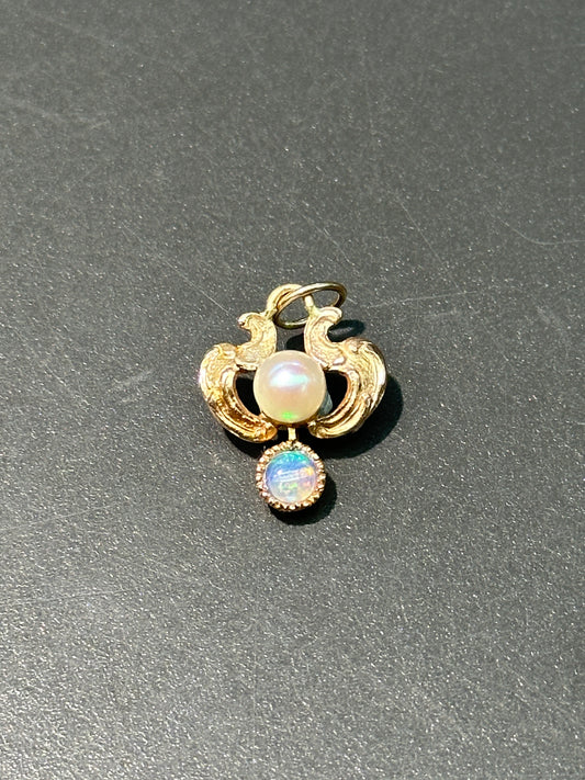 Art Nouveau 14K Gold Pearl Opal Motif Charm