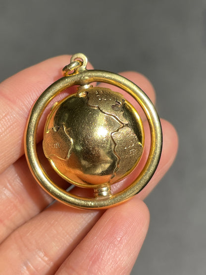 Vintage 14K Gold Large Spinning Globe Charm