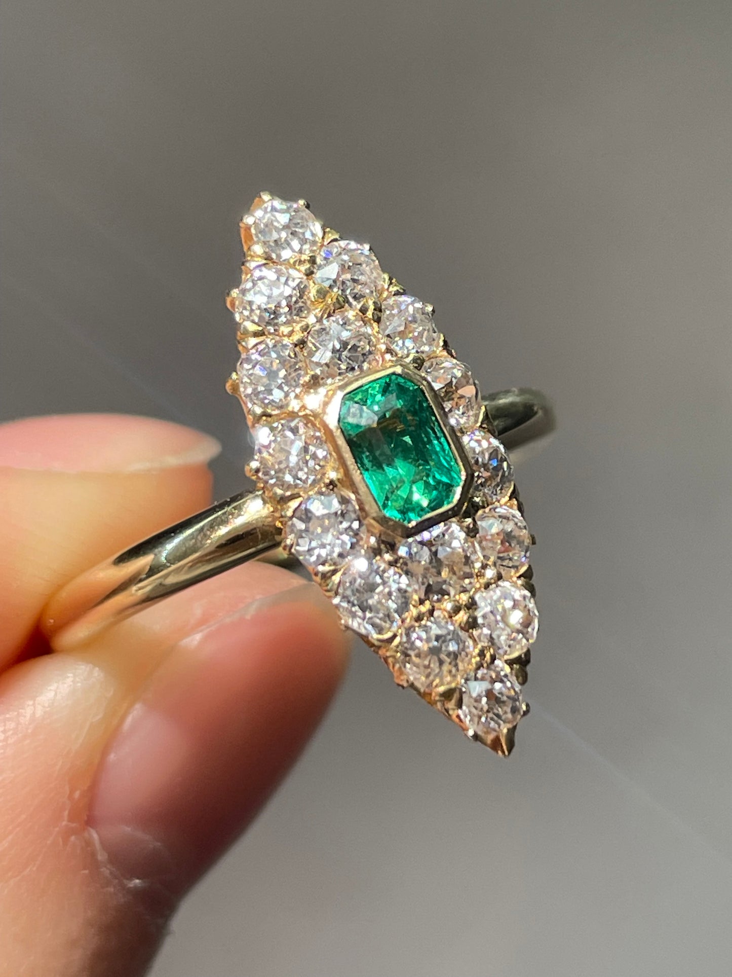 Bague navette antique en or 14 carats et diamant émeraude SZ 6.75