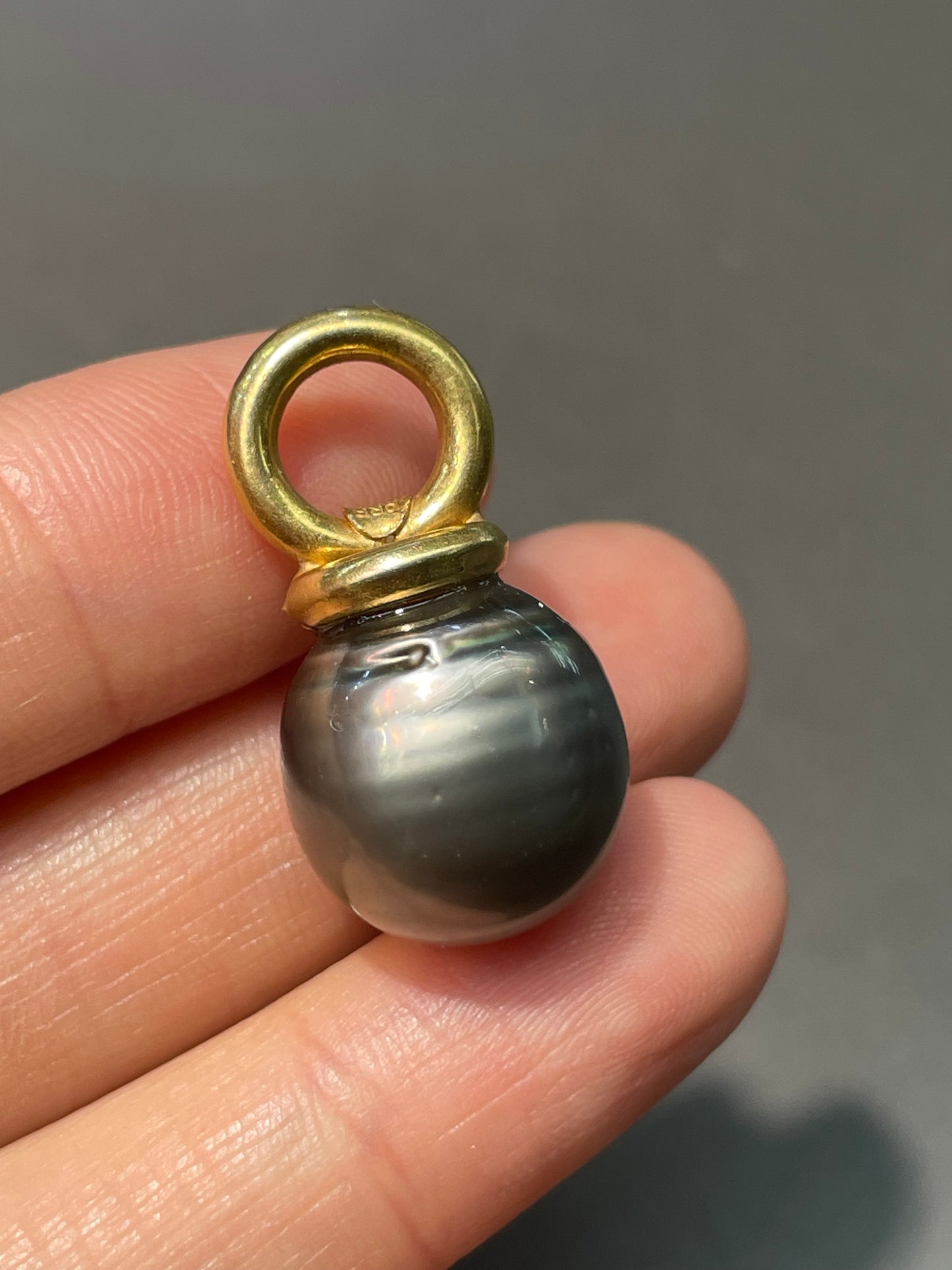18K Yellow Gold 14.0 mm Tahitian Pearl Droplet Pendant