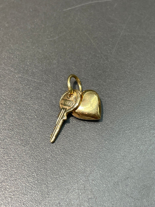 14K Yellow Gold Petite Key and Heart "Del Cuore" Charm Pendant