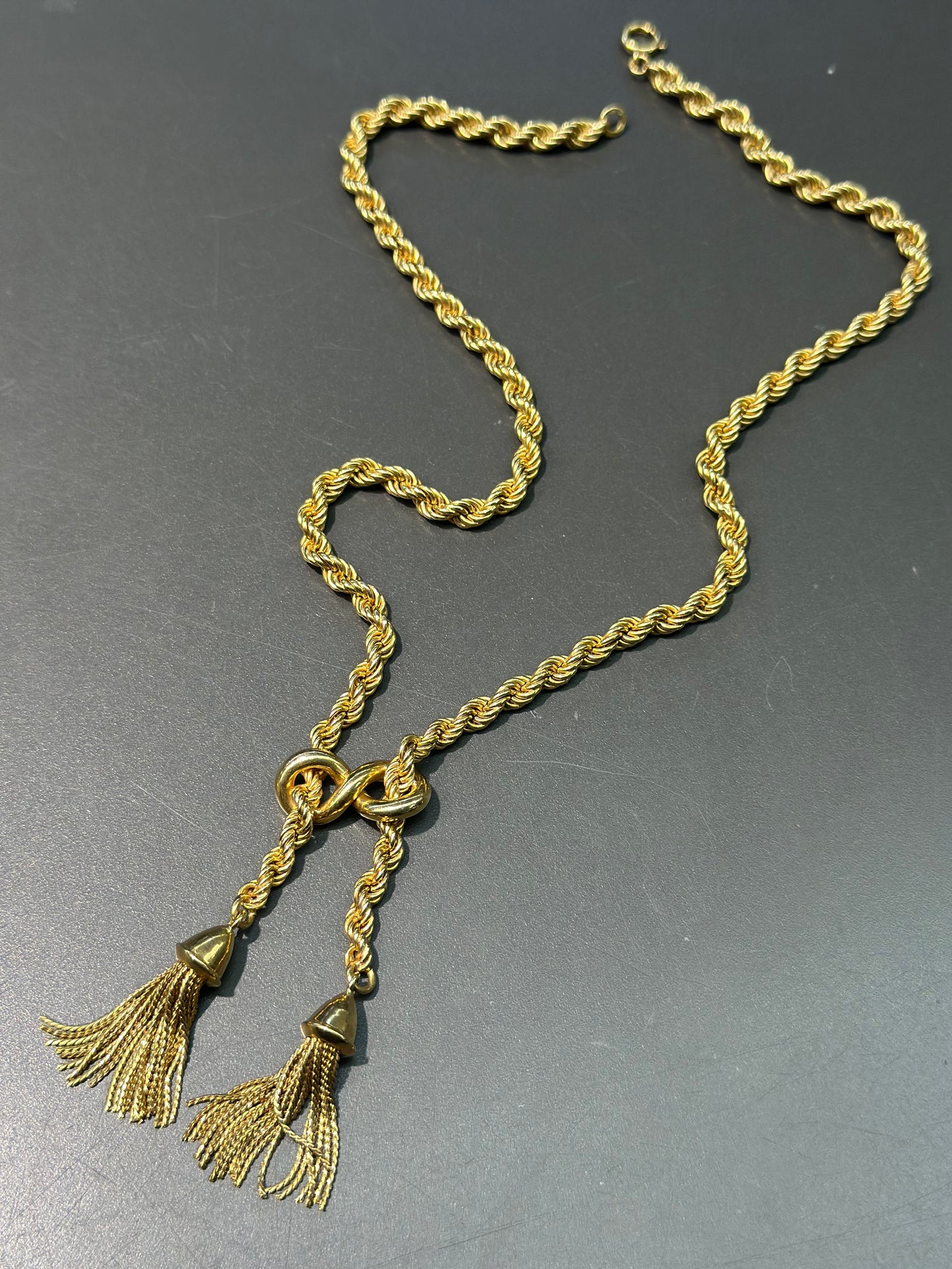 Vintage 18K Gold Twisted Rope Tassel Necklace