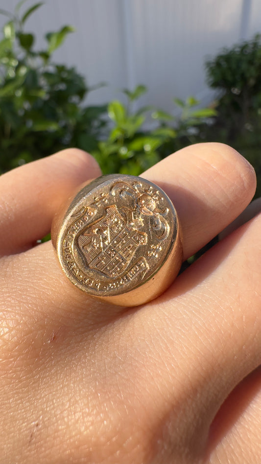 复古 14K 金骑士盾牌凹雕印章戒指 尺寸 11