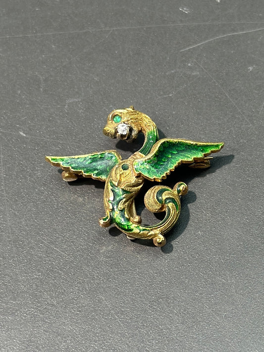 Broche Art Nouveau Dragon Griffin en émail doré 14 carats