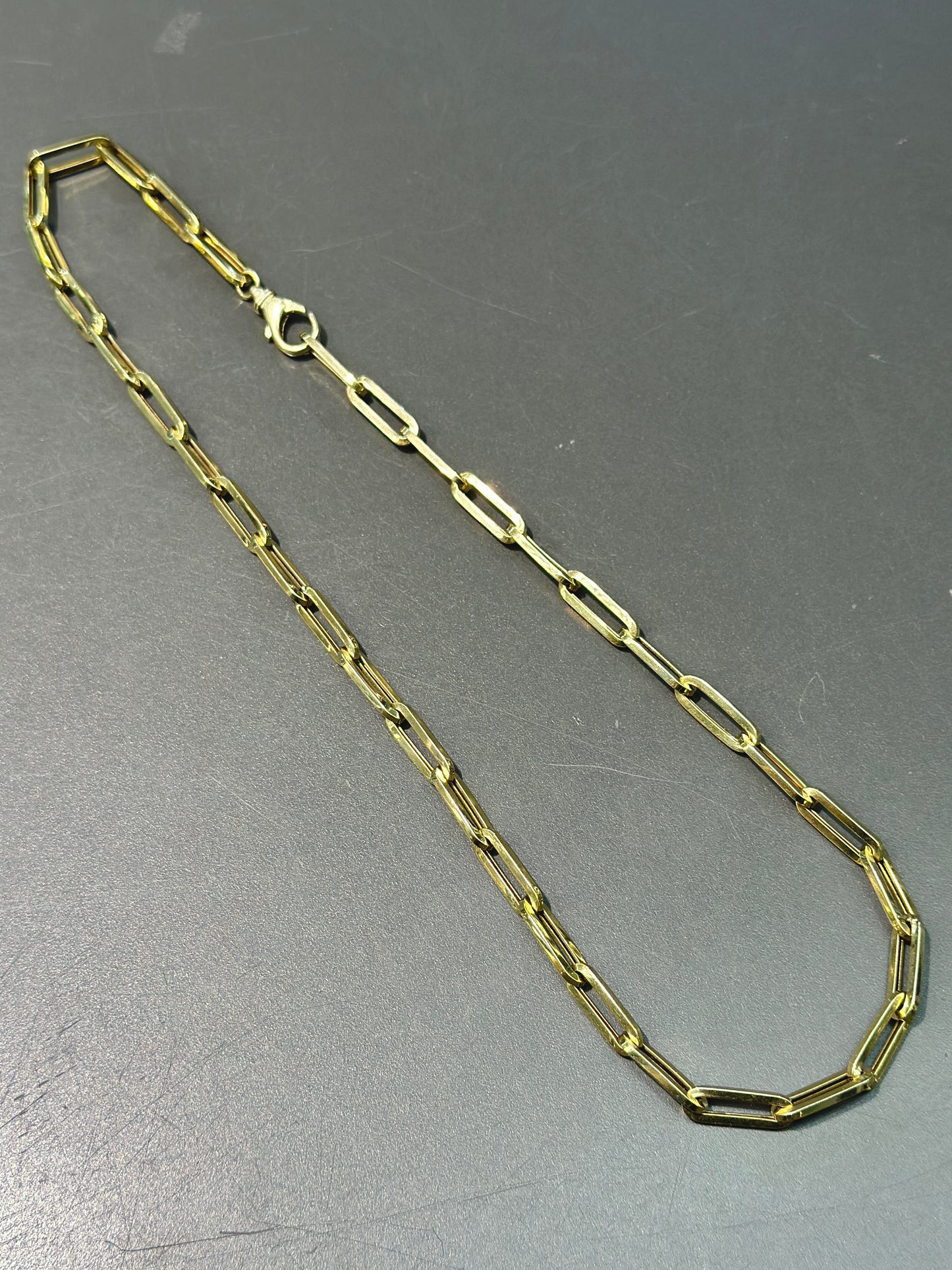 Collier chaîne trombone creux en or 14 carats