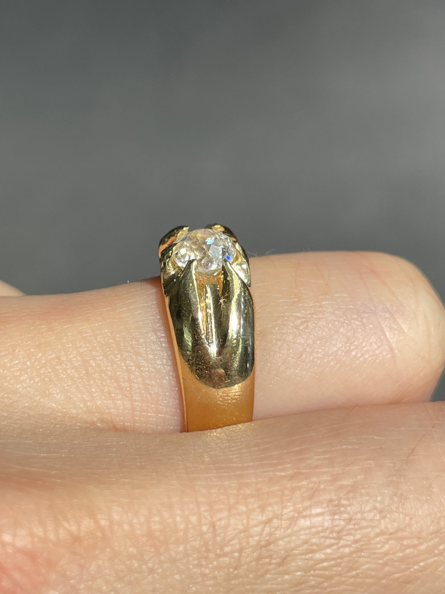 Antique 12K Gold 0.90 CTW Diamond Gypsy Signet Ring