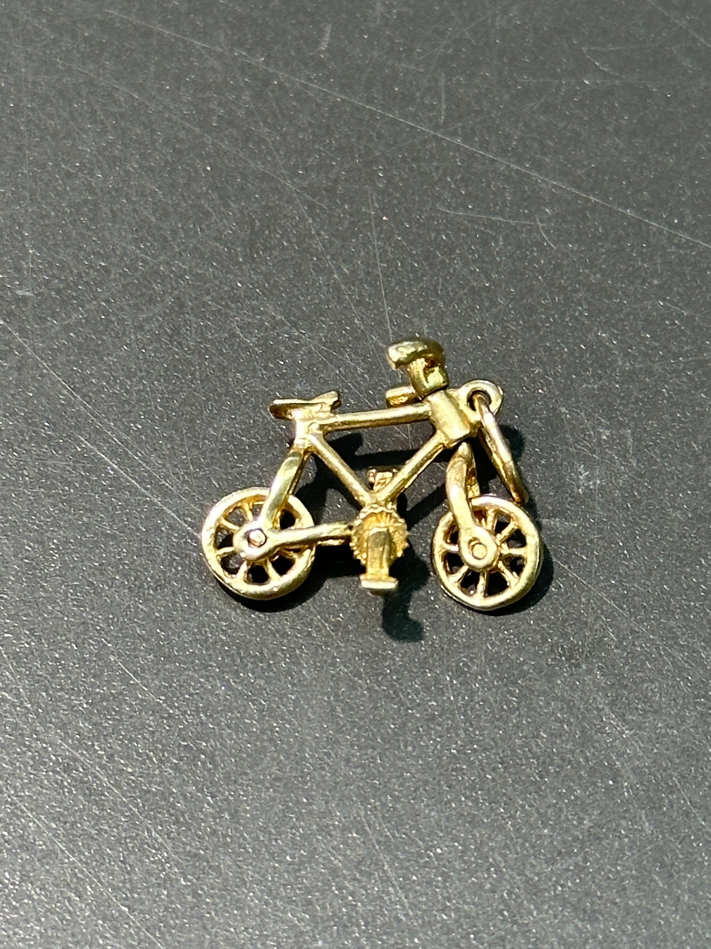 复古 14K 金铰接式自行车吊饰
