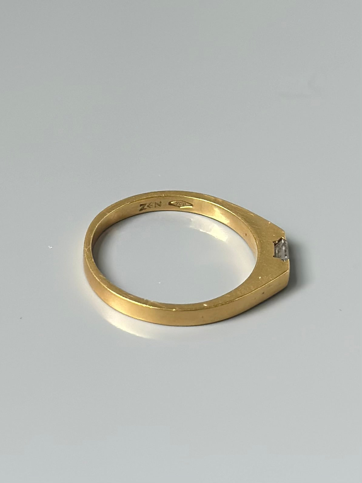 18K Gold Baguette Diamond Ring SZ 6.5