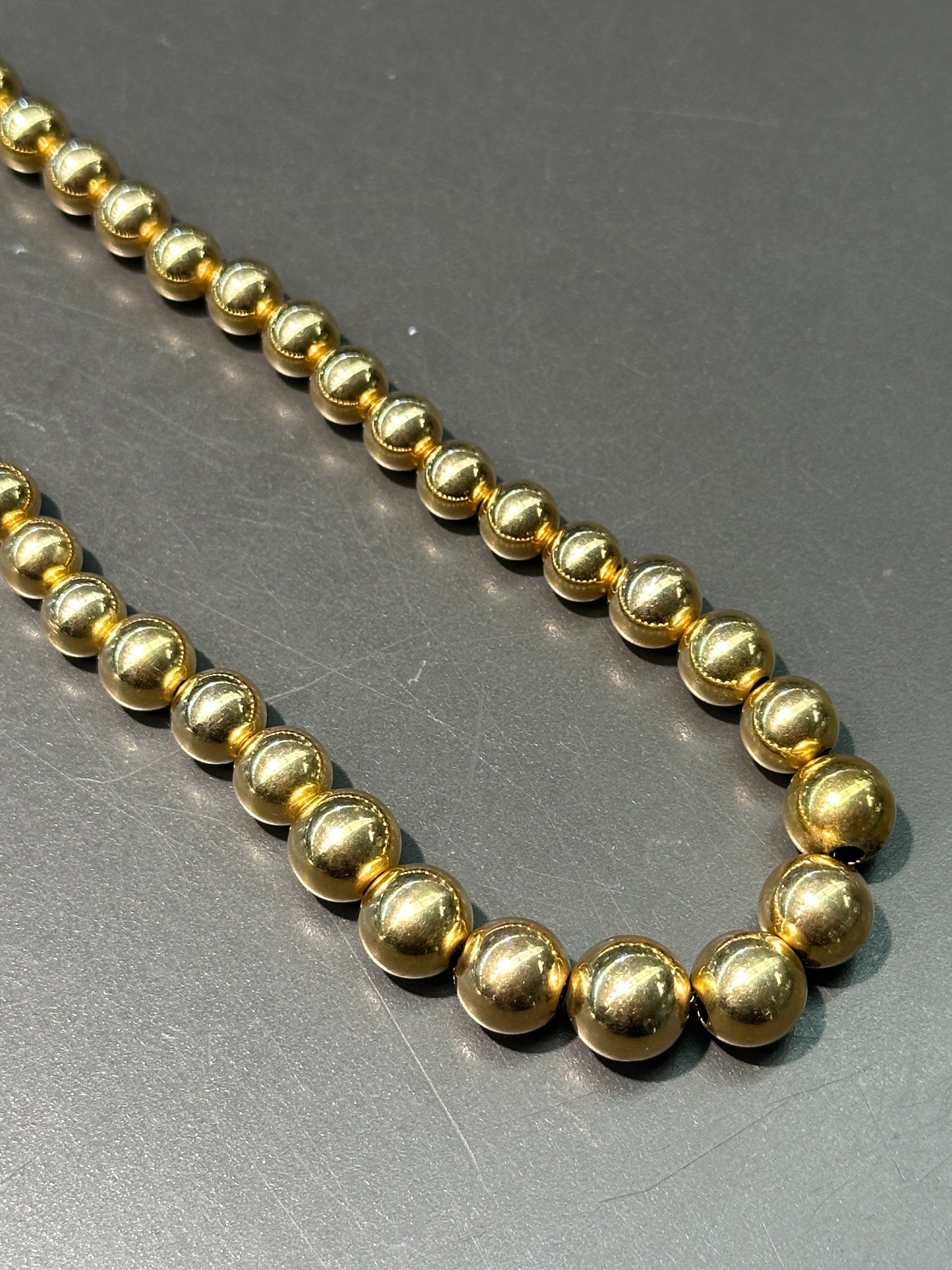 Vintage 14K Yellow Gold Graduated Bead Necklace