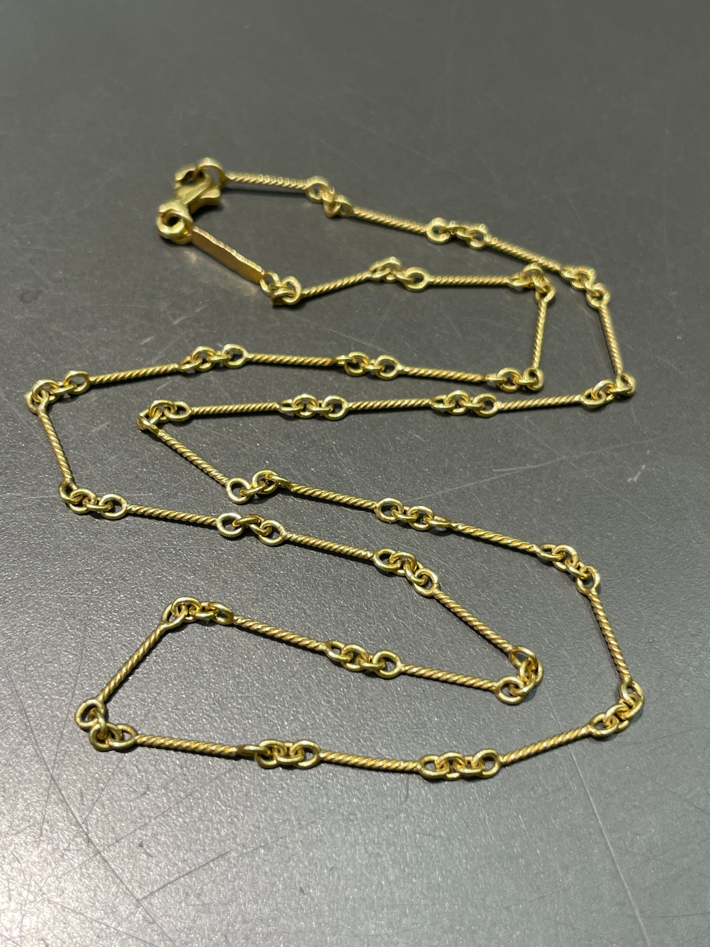 14K Gold Twisted Bar Chain Necklace