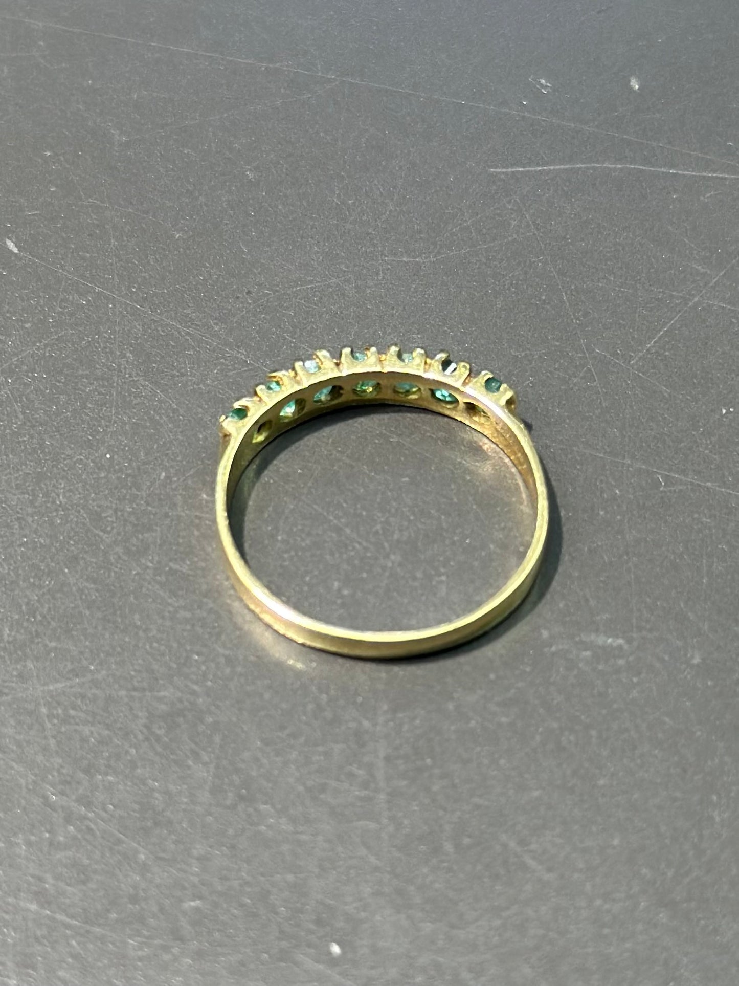 复古 18K 金绿宝石戒指