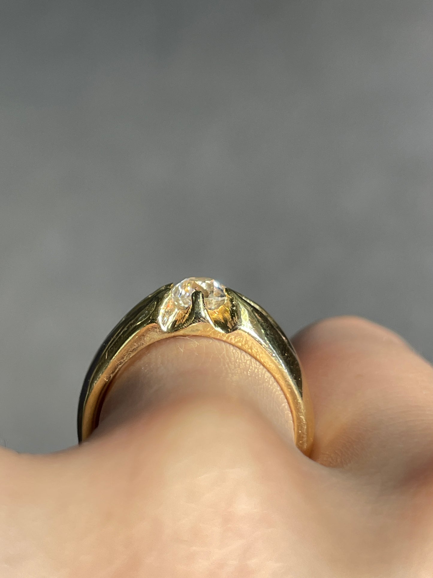 Antique 12K Gold 0.90 CTW Diamond Gypsy Signet Ring