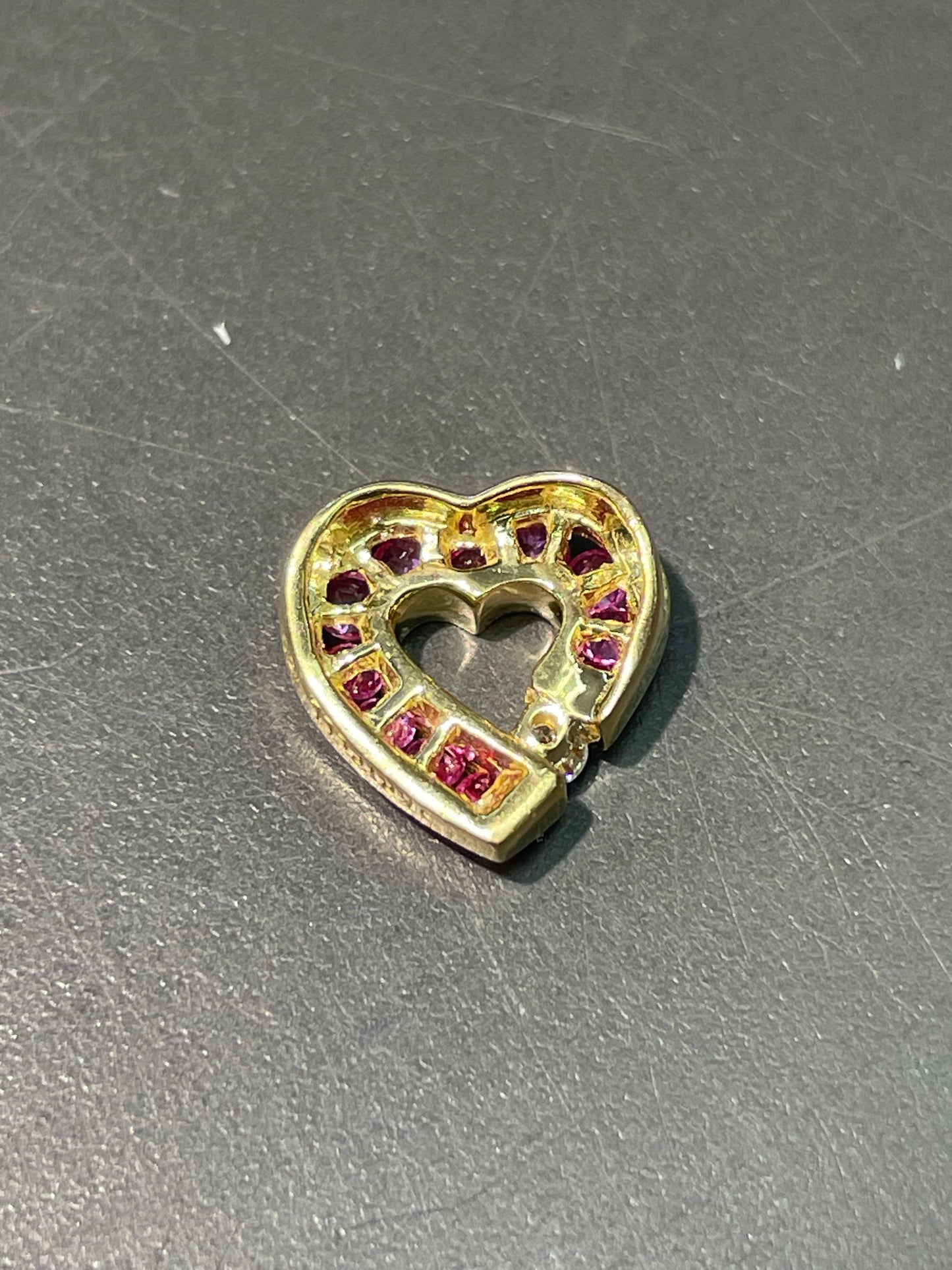 Charles Krypell 18K 金红宝石钻石心形滑动吊坠