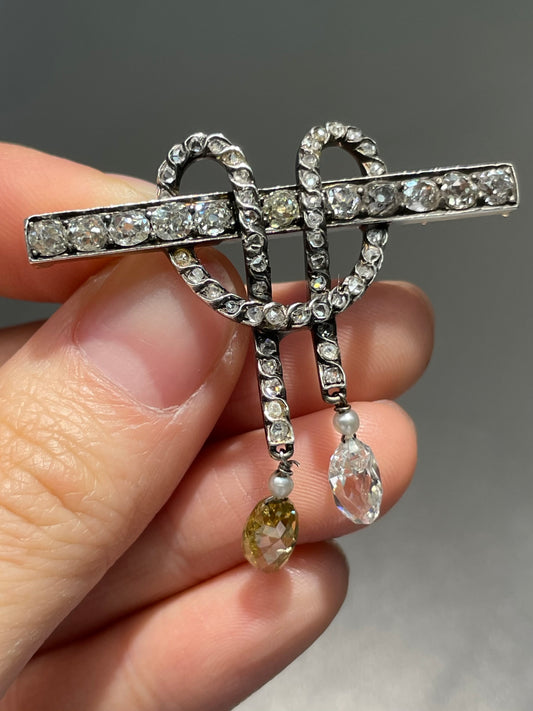 Antique French Georgian 18K Yellow Gold Silver Briolette Diamond Knot Bar Brooch