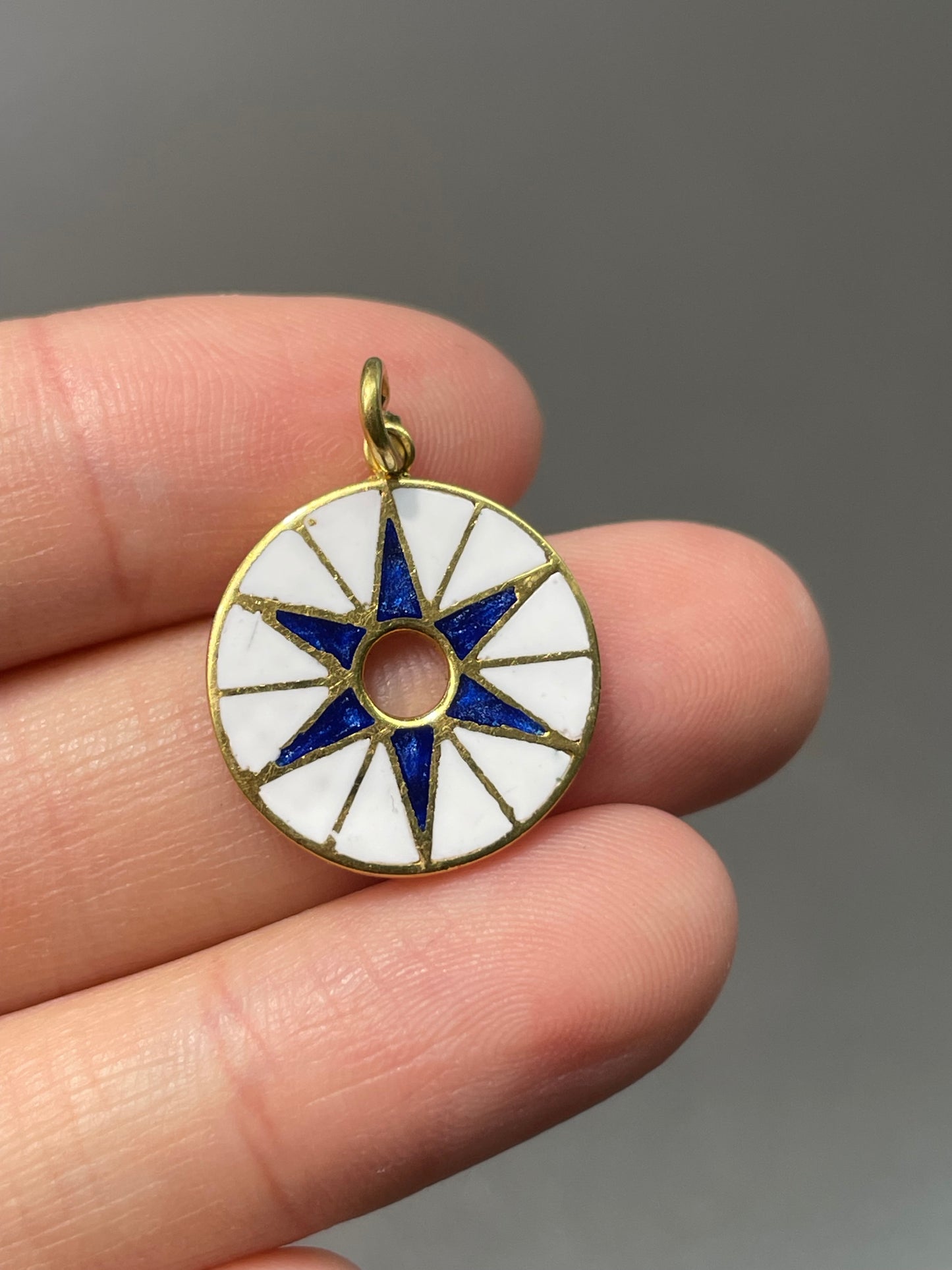 18K Yellow Gold Enamel Star Charm Pendant