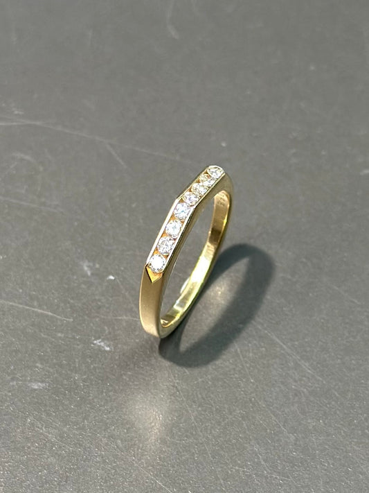 14K Gold Contemporary Diamond Ring SZ 6