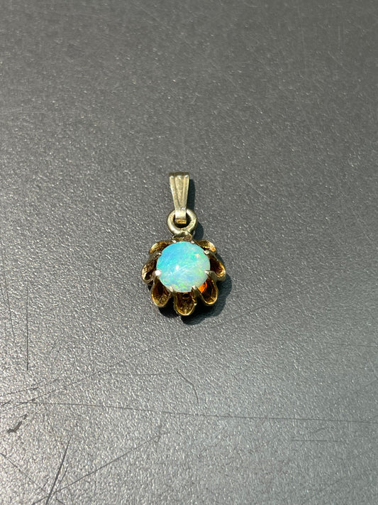 Antique 14K Yellow Gold Opal Buttercup Charm Pendant