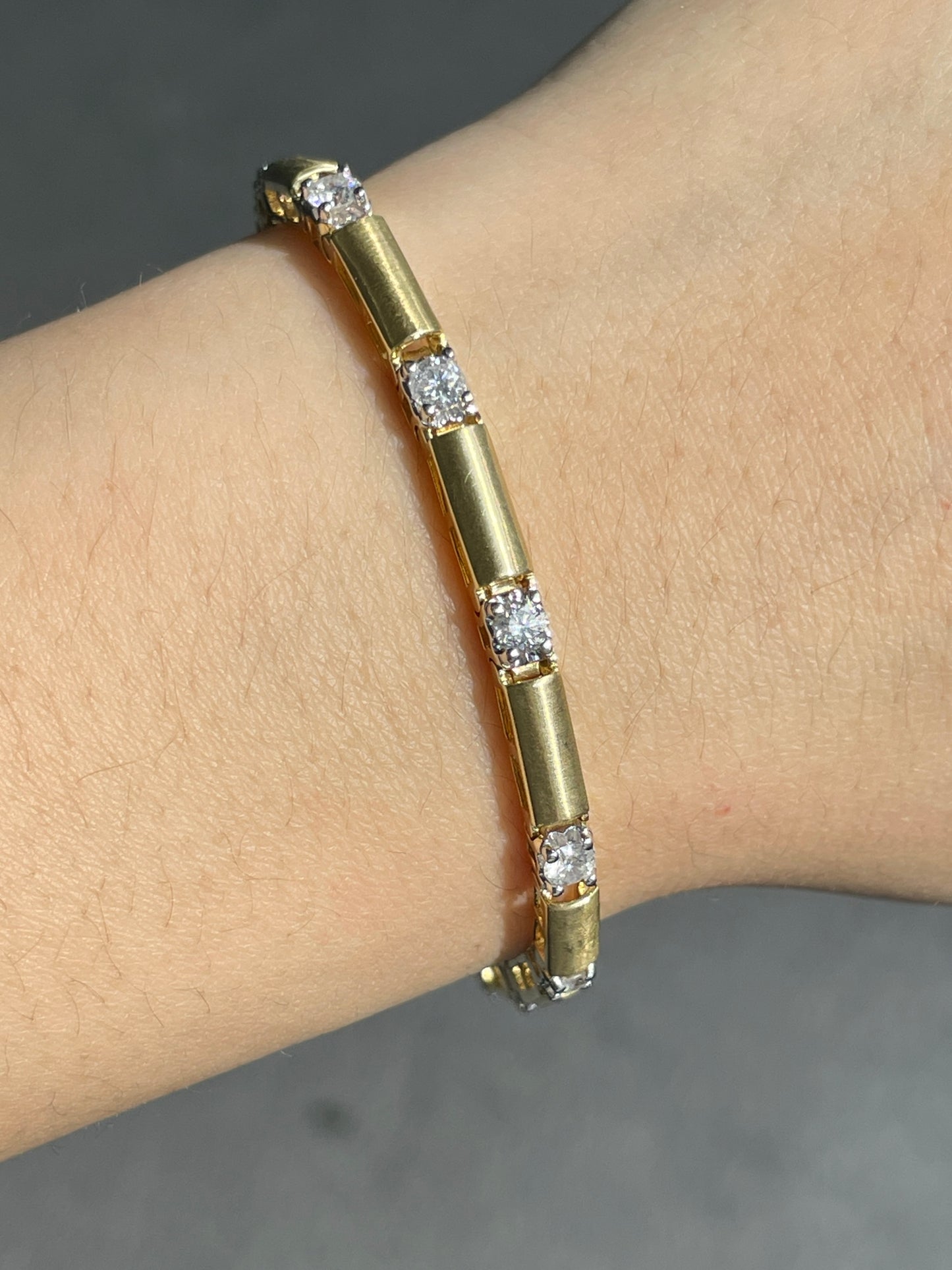 Vintage 14K Gold Diamond Tennis Bracelet