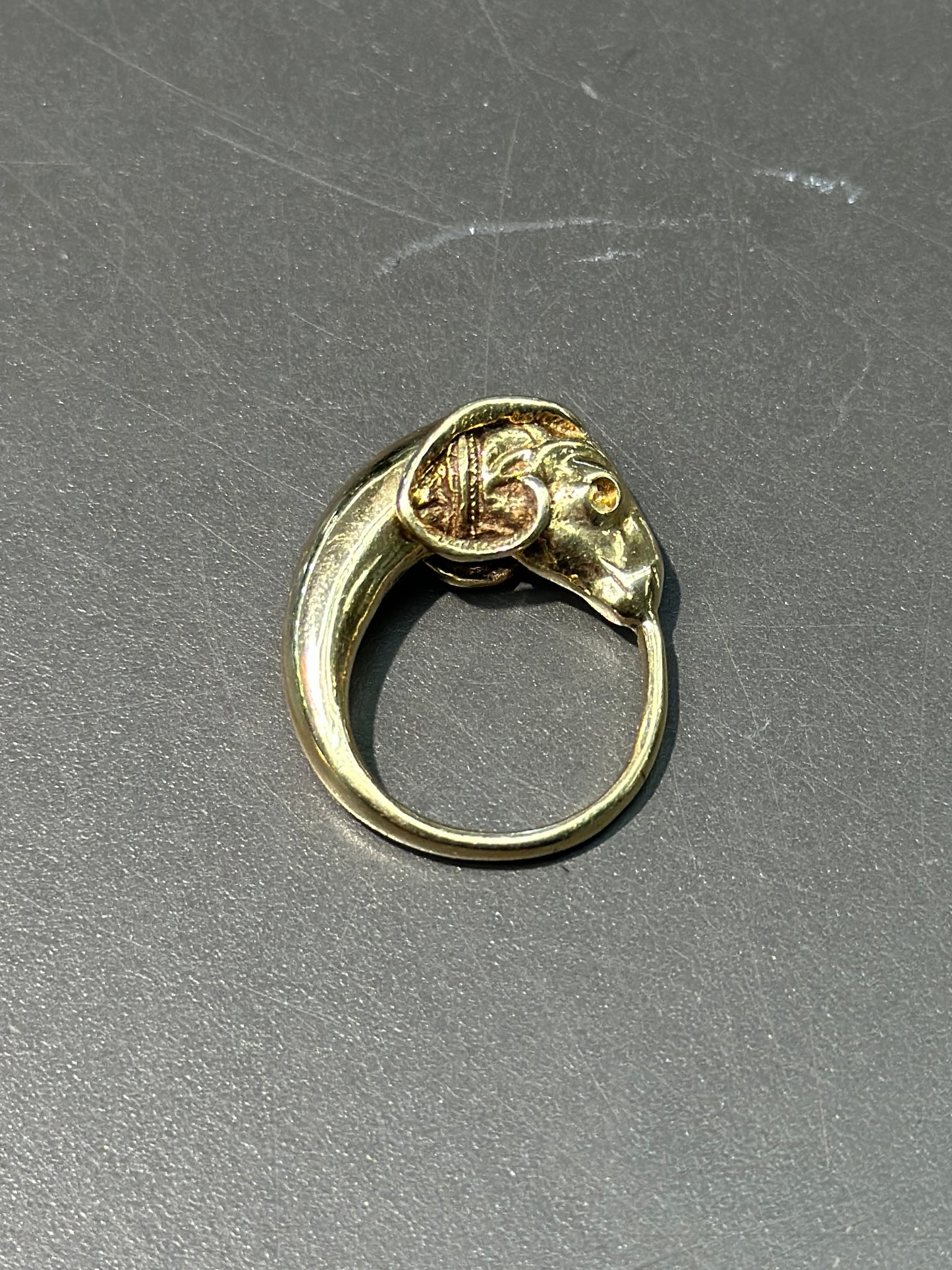 古董 14K 金公羊戒指