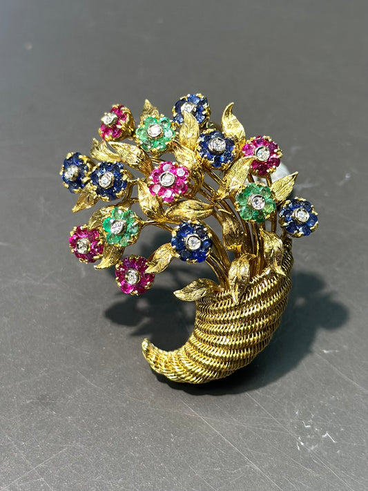 复古 18K 金蒂芙尼金红宝石、绿宝石和蓝宝石 Tremblant 花胸针