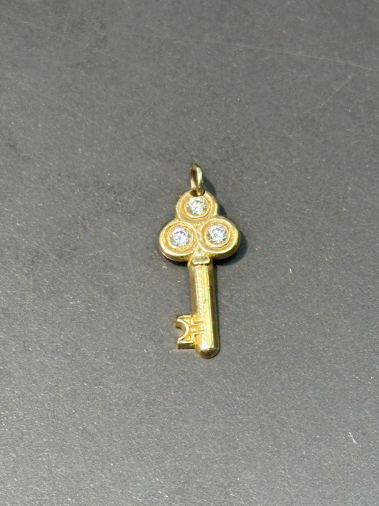 复古 14K 金 0.06 CTW 钻石钥匙吊坠