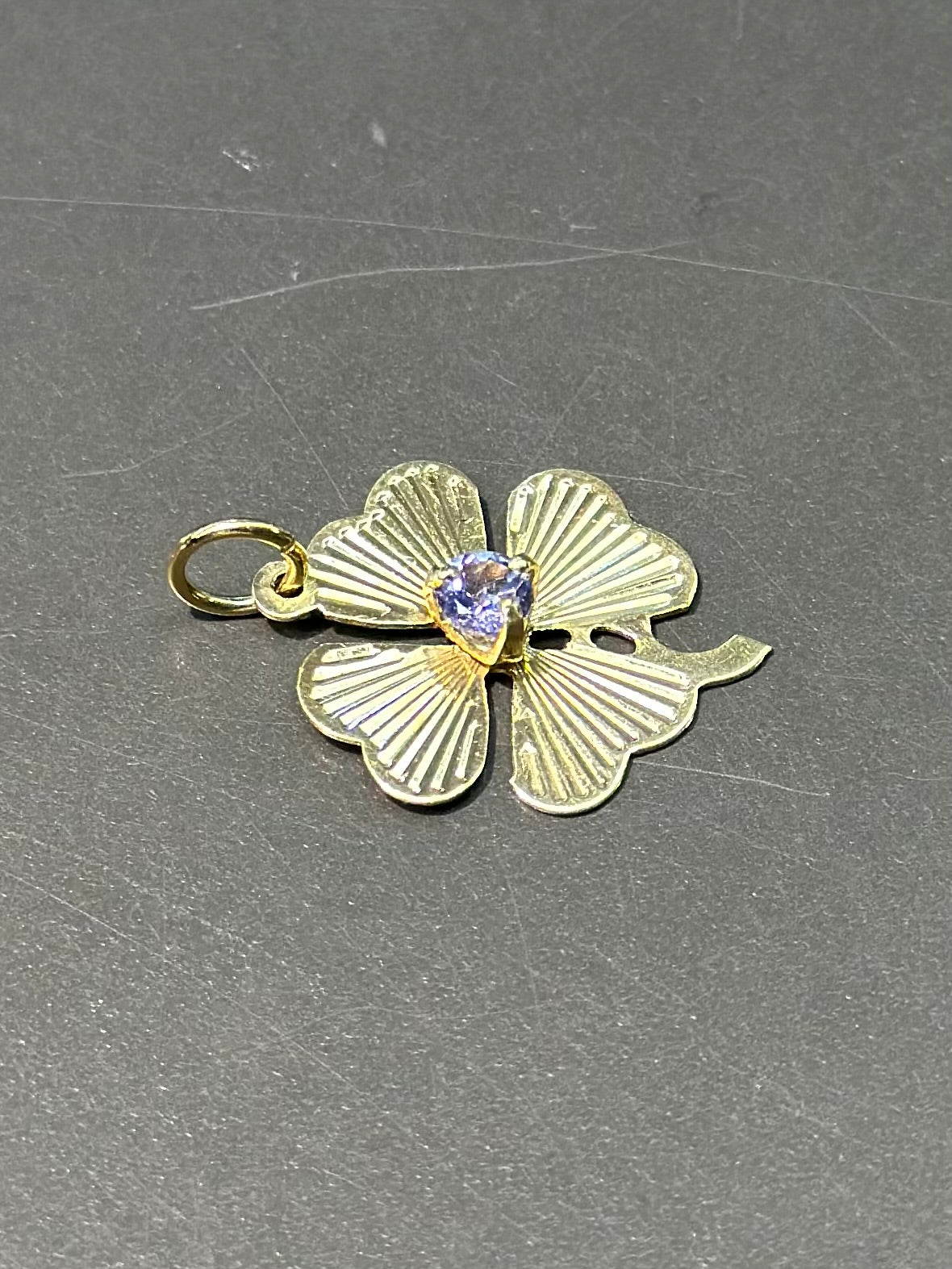 Vintage 14K Gold Tanzanite Engine Turned Clover Charm