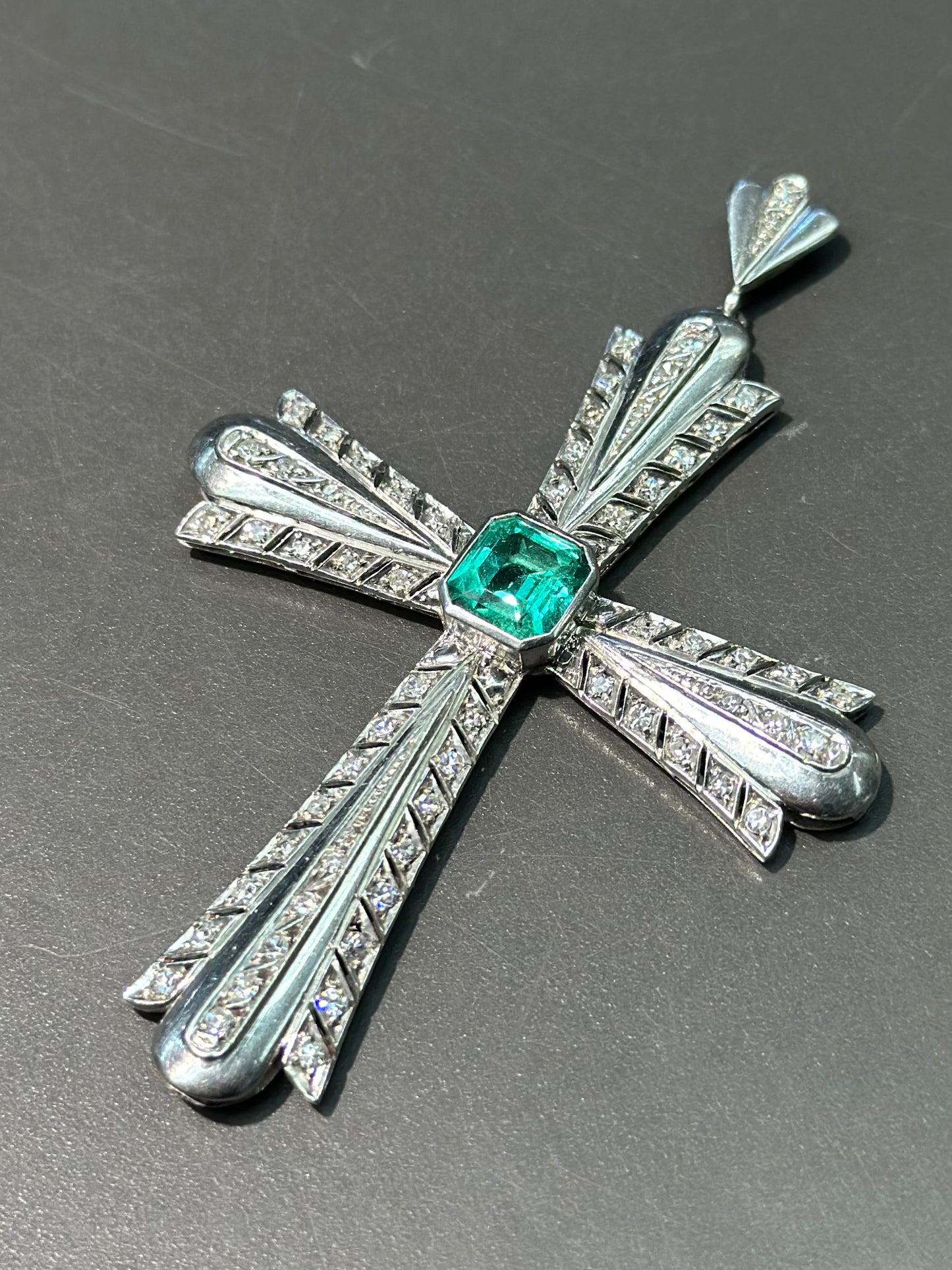 Vintage Large 18K Gold Colombian Emerald Diamond Cross Pendant