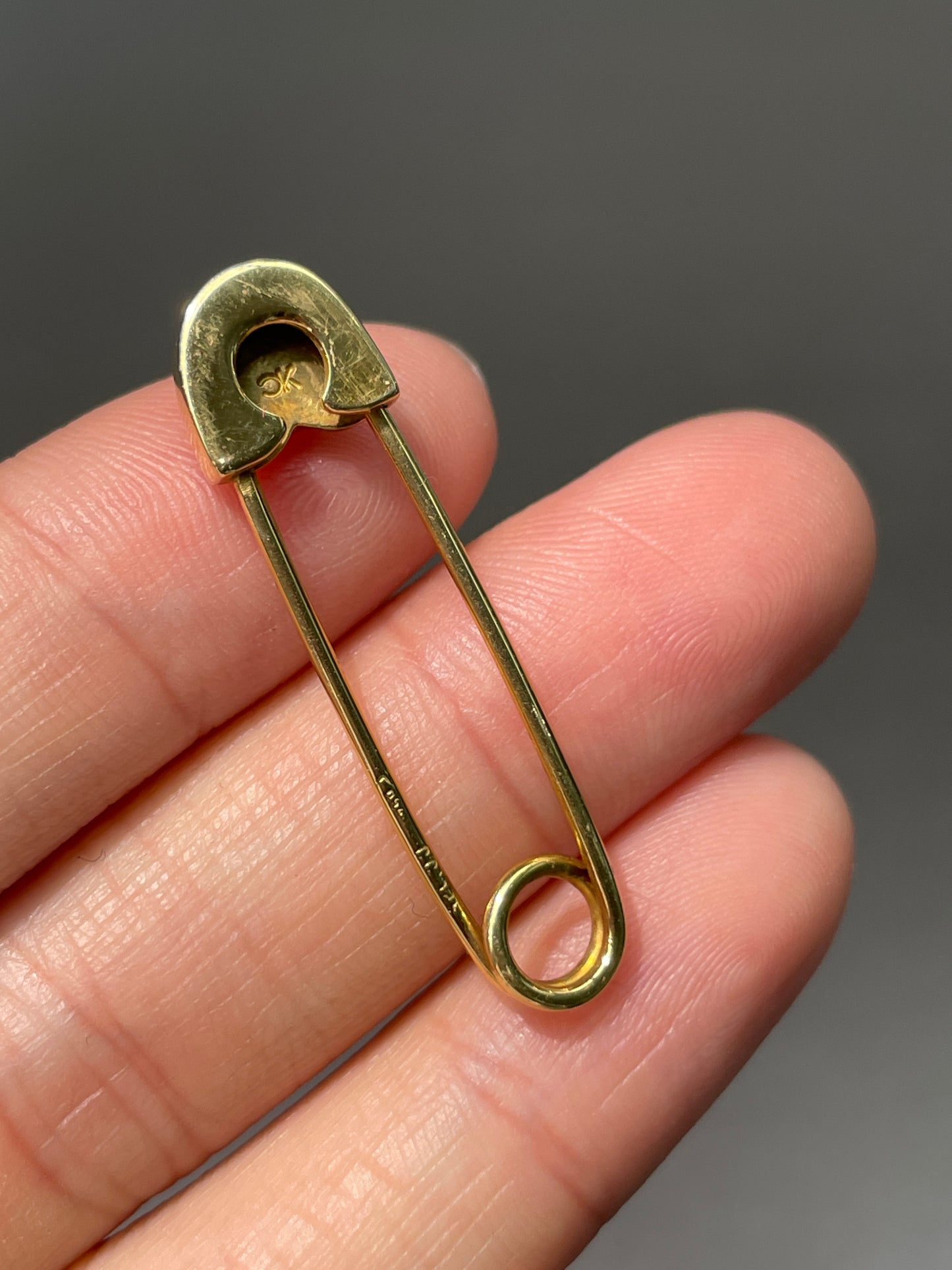 Vintage 18K Gold Turquoise Safety Pin Brooch