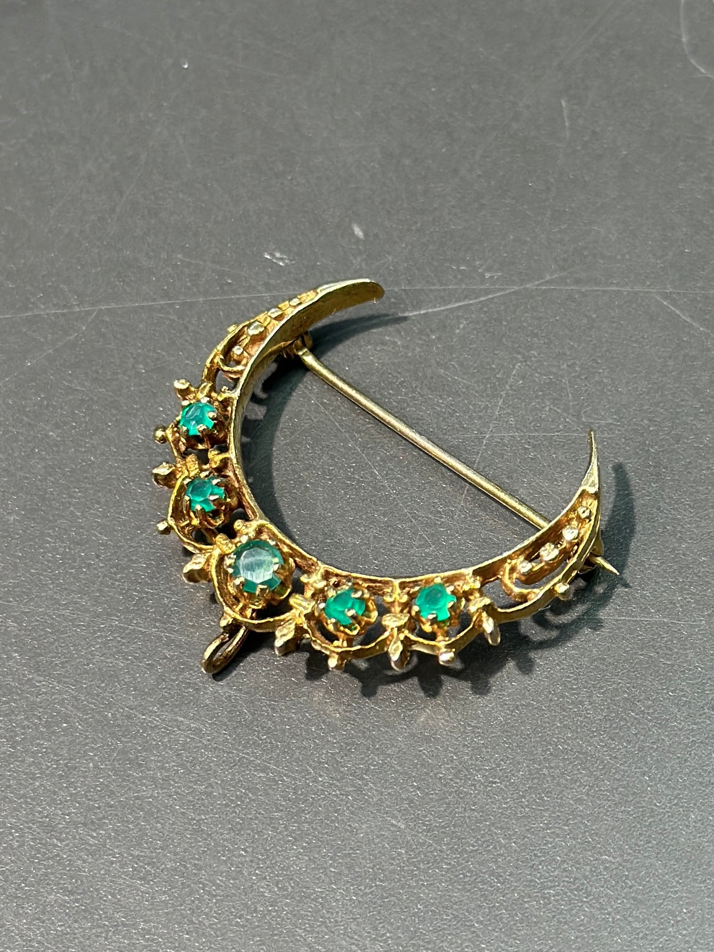 Victorian Style 14K Gold Emerald Crescent Brooch