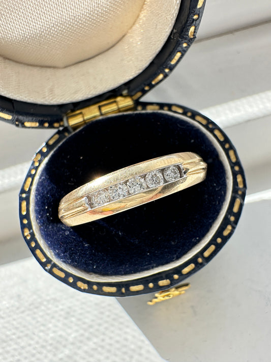 14K Yellow Gold 0.20 CTW Five Stone Diamond Ring