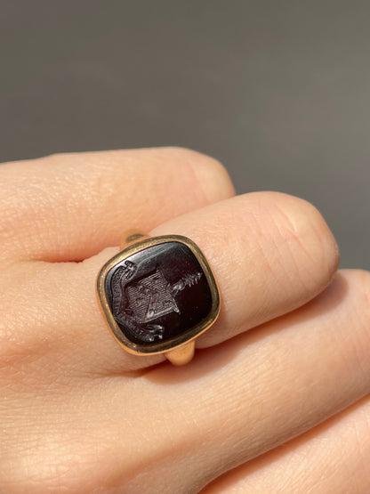 Antique 14K Yellow Gold Carnelian Intaglio Signet Ring