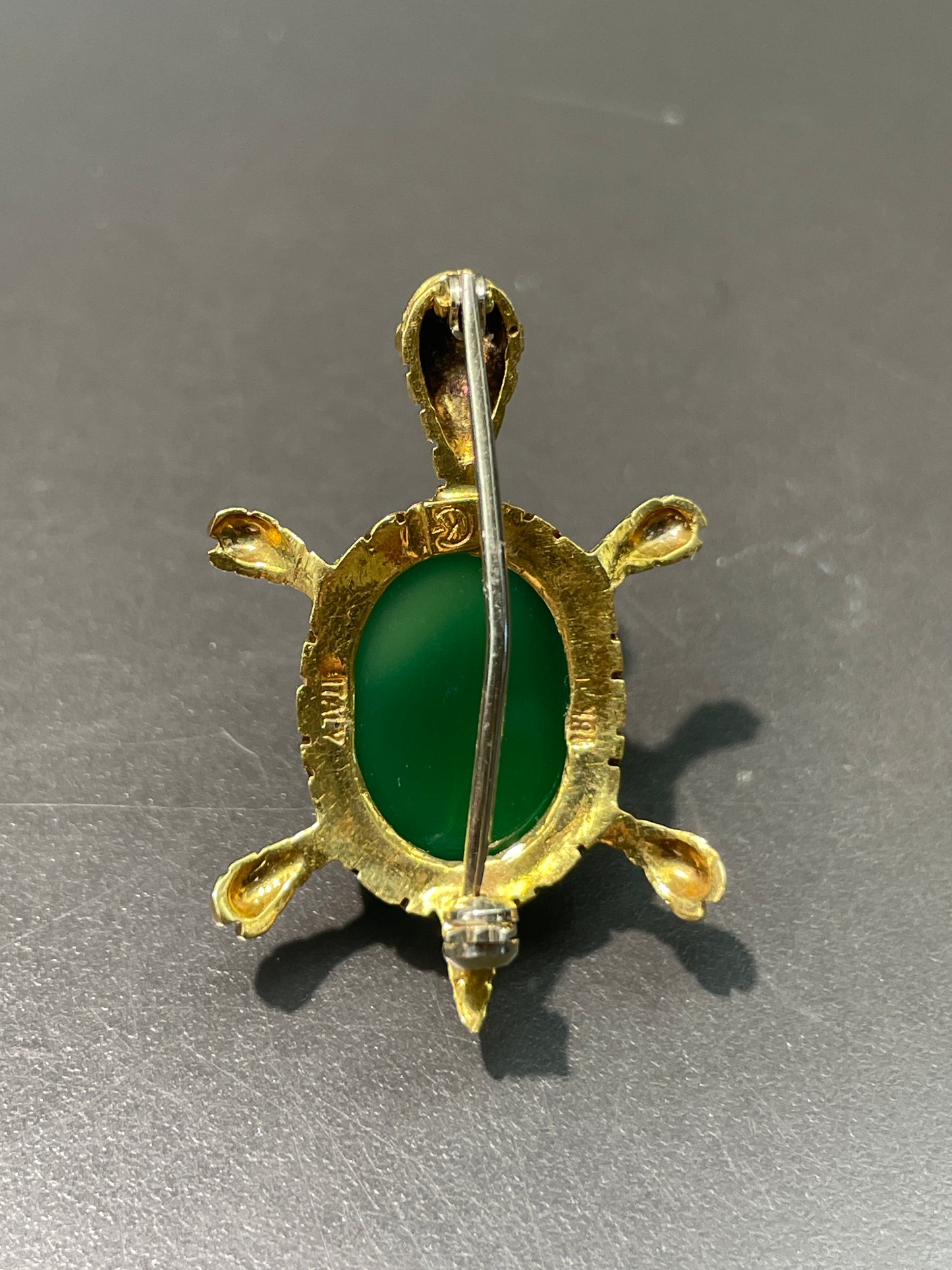 Vintage 18K Gold Nephrite Ruby Turtle Brooch