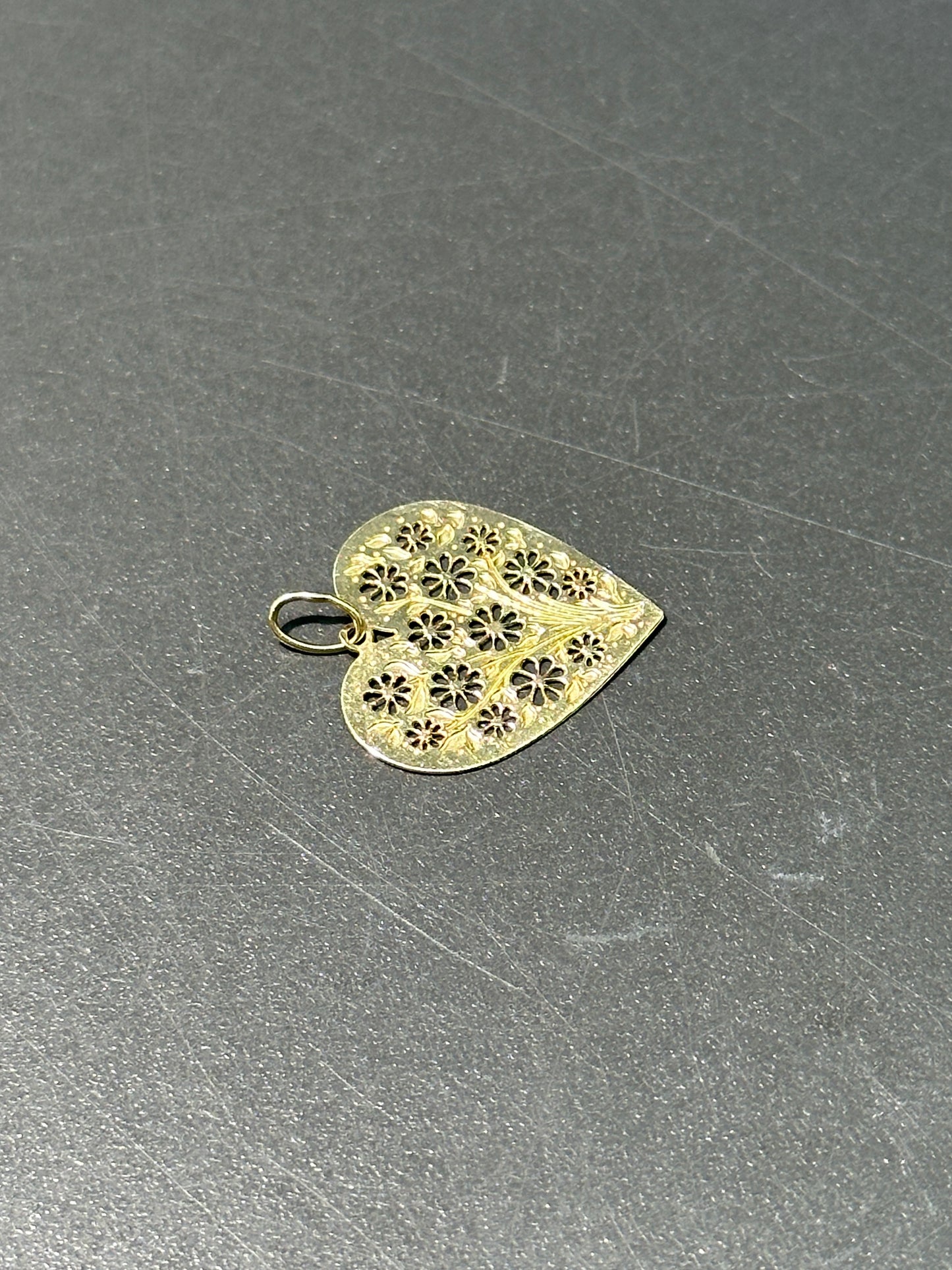 14K Gold Heart Daisy Tree Charm