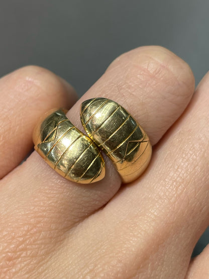 Vintage French Chaumet 18K Yellow Gold Solid Tubogas Ring