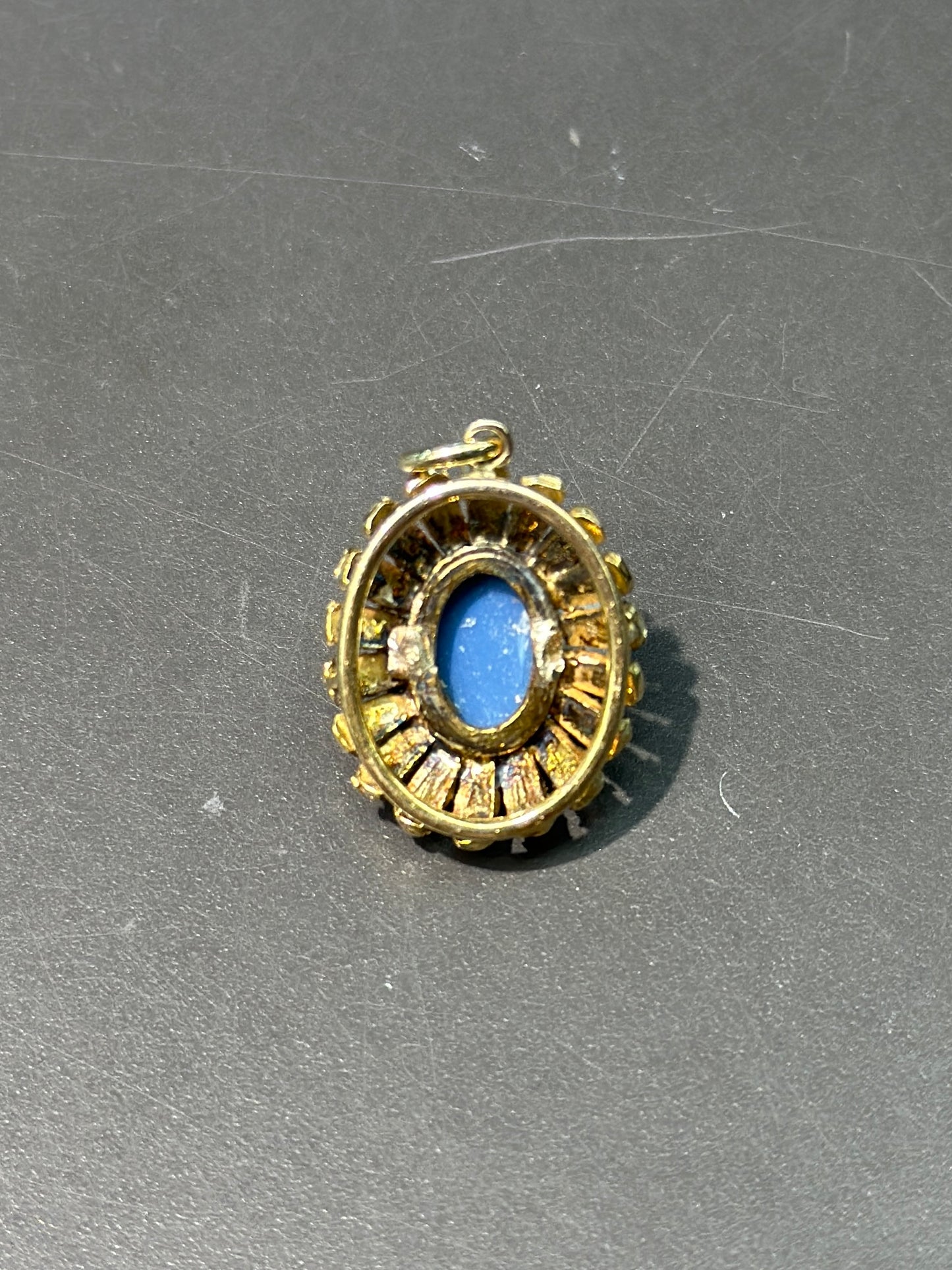 Vintage 14K Hold Triplet Opal Pendant