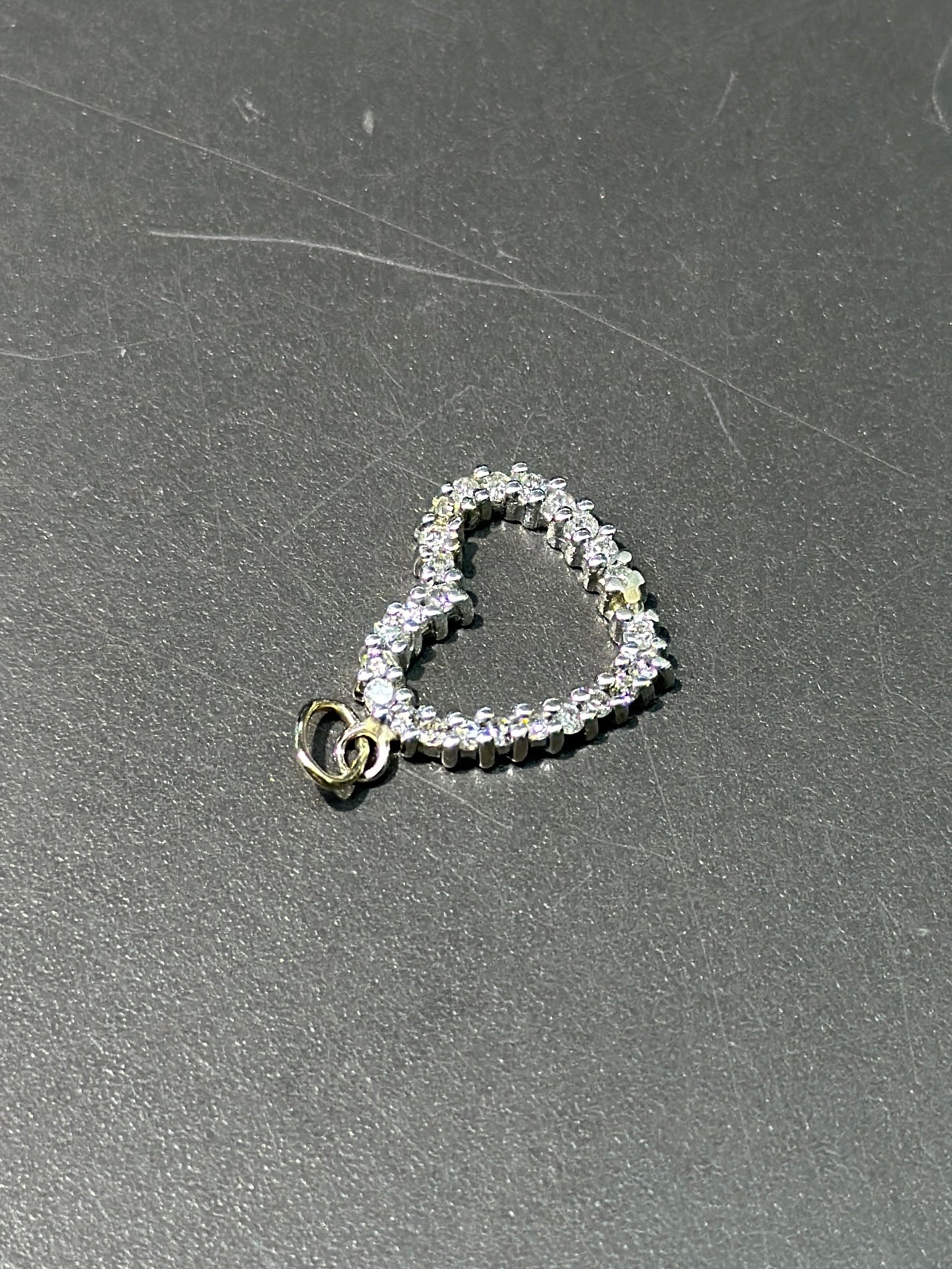 14K 金钻石敞开心扉吊坠