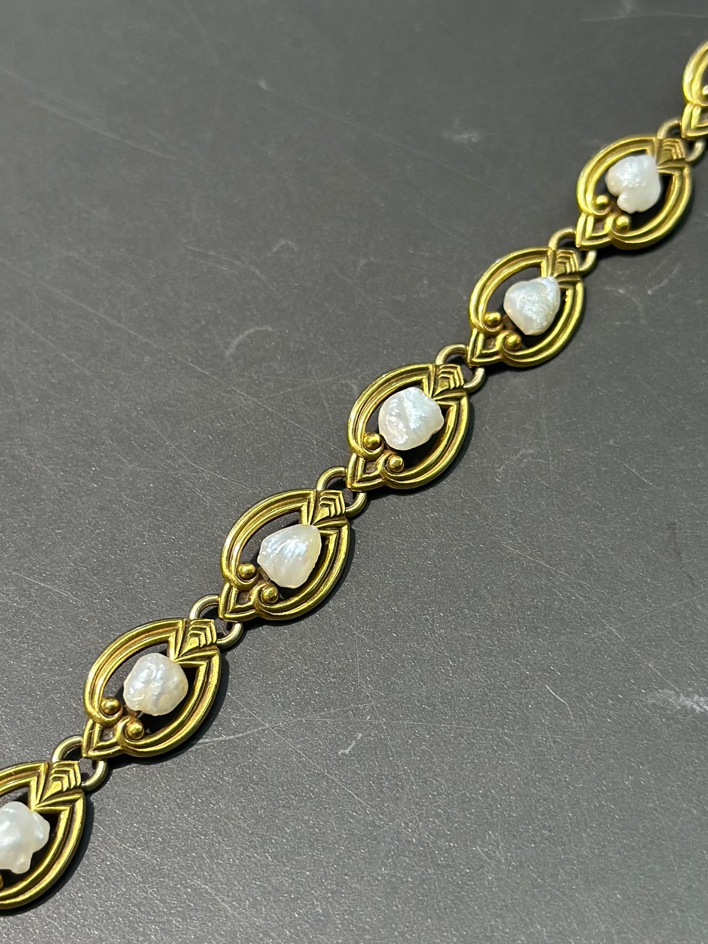 Victorian Etruscan 14K Gold Mississippi Pearl Bracelet