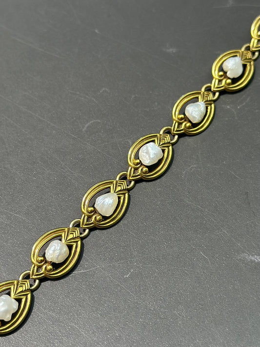 Victorian Etruscan 14K Gold Mississippi Pearl Bracelet