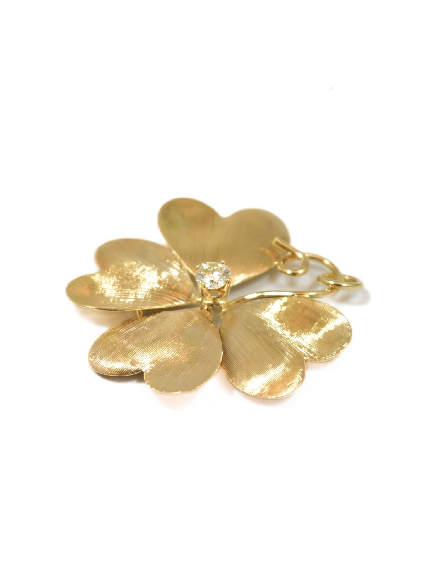 Vintage 14K Yellow Gold 0.35 CTW Diamond Shamrock Clover Pendant