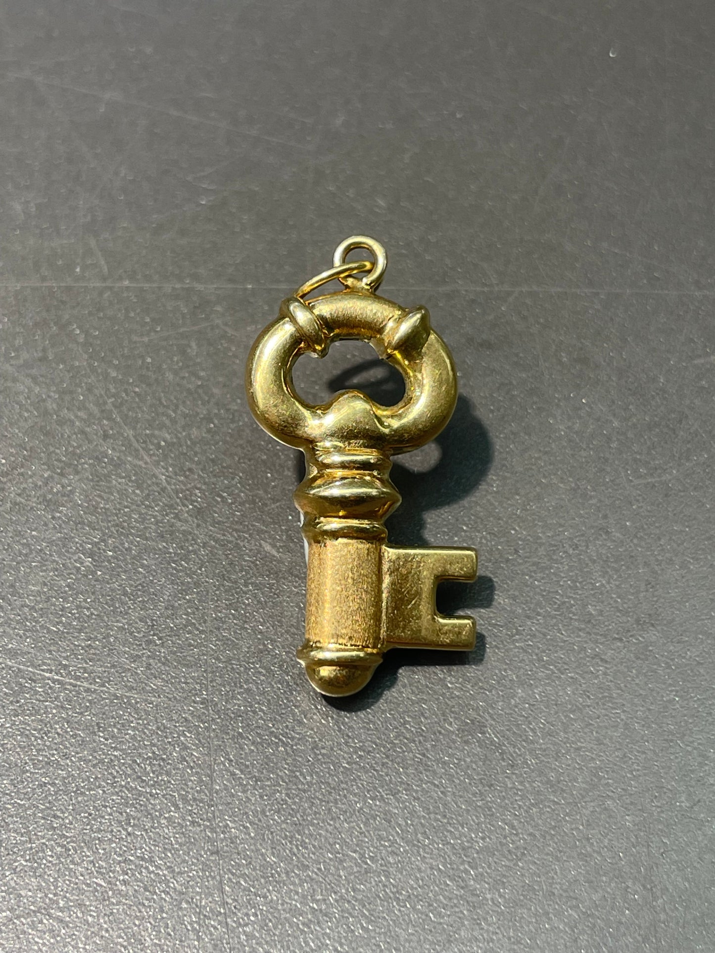 Vintage 18K Yellow Gold Puffy Key Charm
