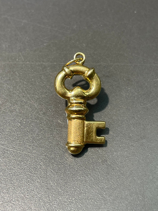 Vintage 18K Yellow Gold Puffy Key Charm