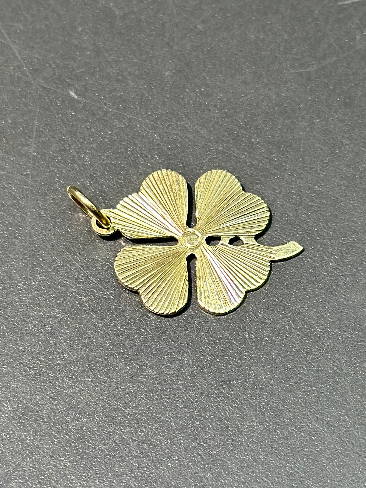 Vintage 14K Gold Engine Turned Clover Charm