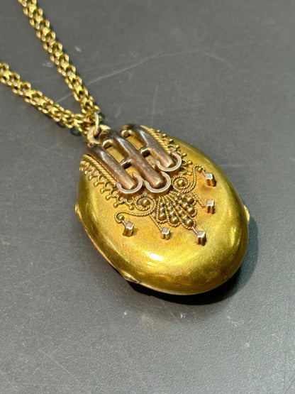 Pendentif médaillon étrusque victorien en or 14 carats